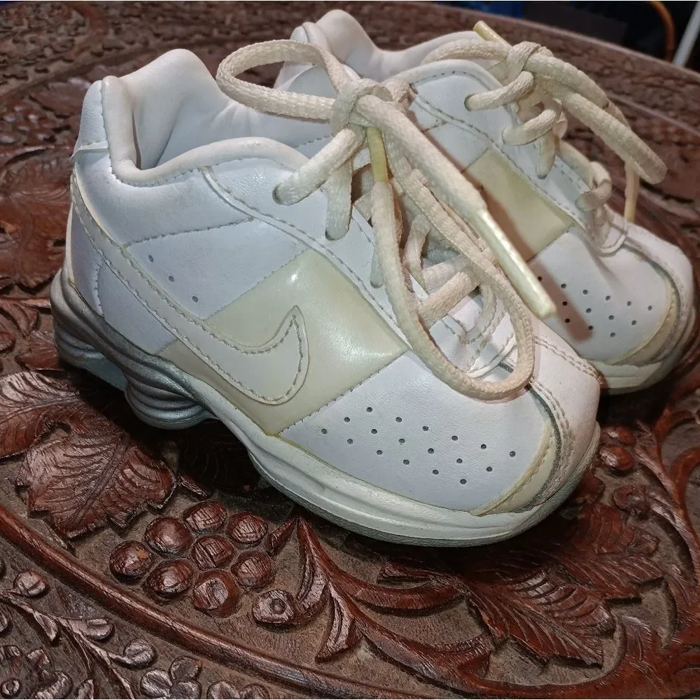 🤠Nike Shox Infant/Toddlers Size 4C